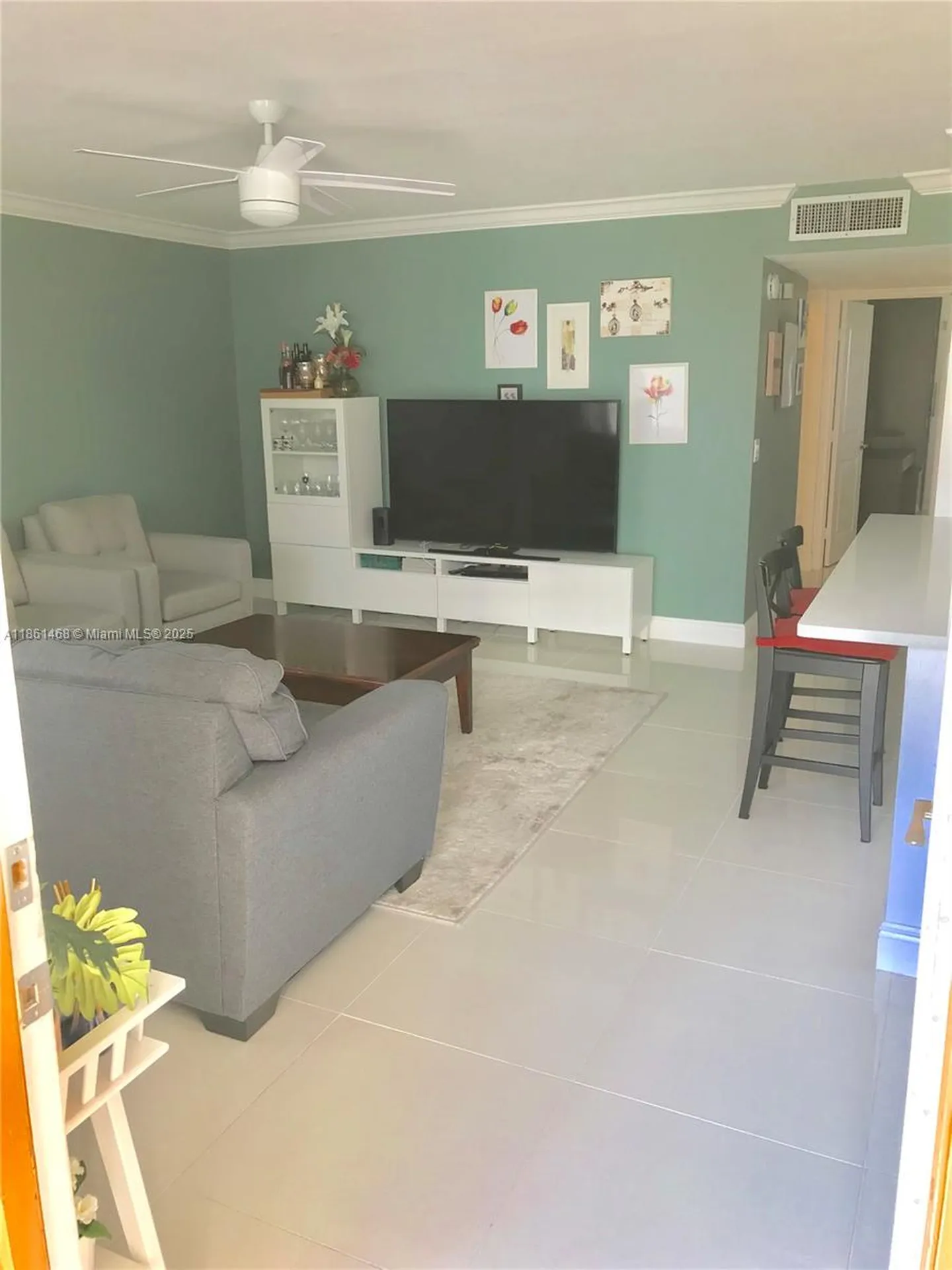 466 Normandy J Delray Beach FL 33484