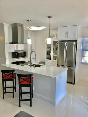 466 Normandy J Delray Beach FL 33484