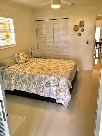 466 Normandy J Delray Beach FL 33484