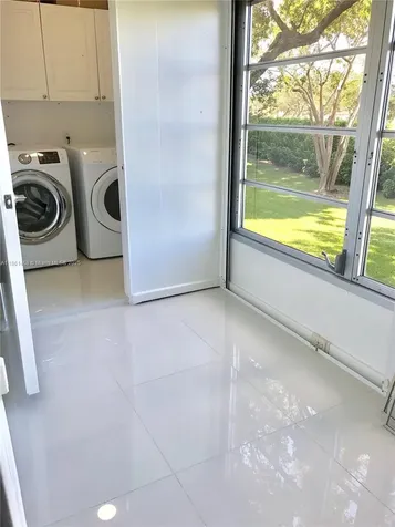466 Normandy J Delray Beach FL 33484