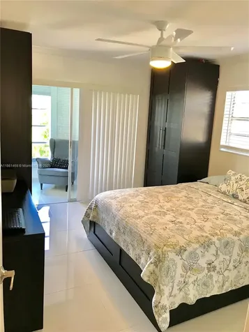 466 Normandy J Delray Beach FL 33484