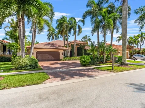 10915 NW 2nd Street Plantation FL 33324
