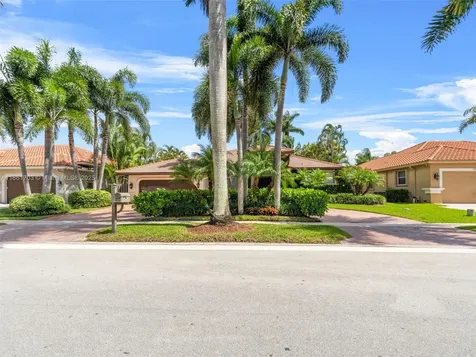 10915 NW 2nd Street Plantation FL 33324