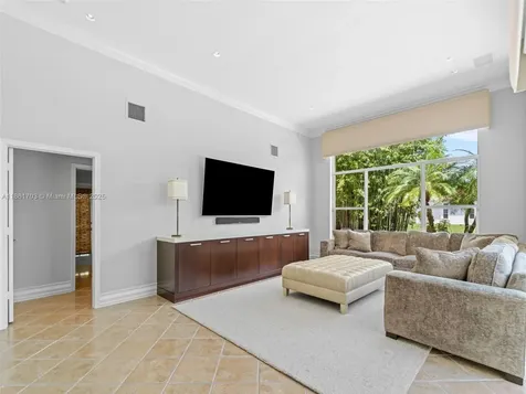 10915 NW 2nd Street Plantation FL 33324