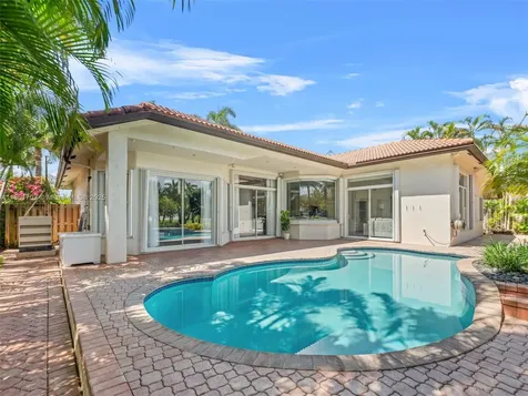 10915 NW 2nd Street Plantation FL 33324