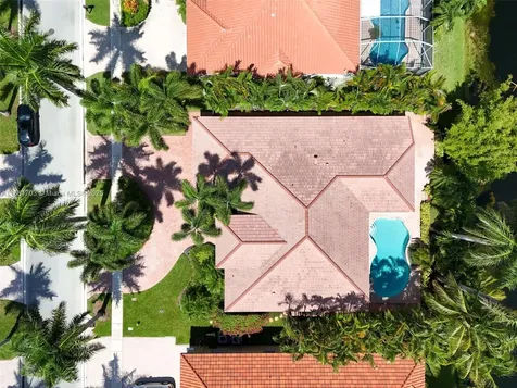 10915 NW 2nd Street Plantation FL 33324