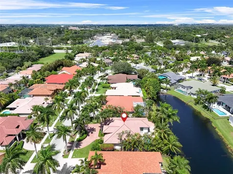 10915 NW 2nd Street Plantation FL 33324