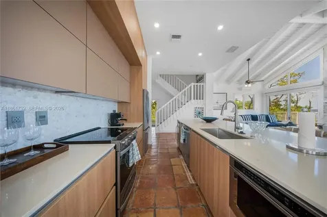 316 N Drive Islamorada FL 33036
