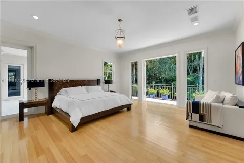 5100 SW 86th Street Miami FL 33143