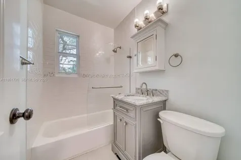 5640 SW 78th Street Miami FL 33143