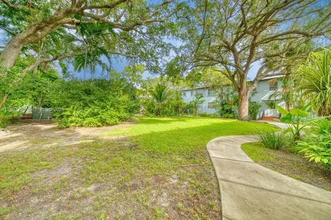 5640 SW 78th Street Miami FL 33143