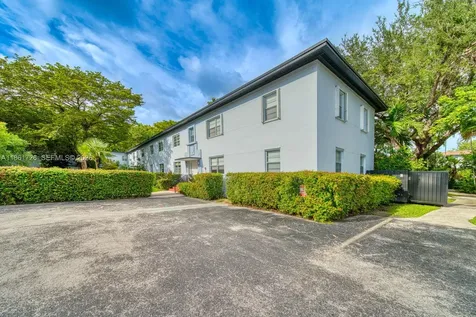 5640 SW 78th Street Miami FL 33143