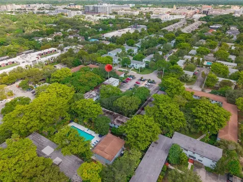 5640 SW 78th Street Miami FL 33143