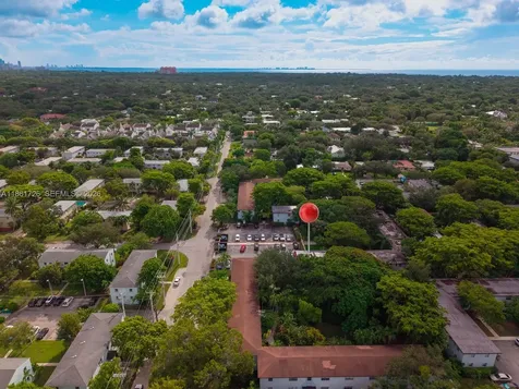 5640 SW 78th Street Miami FL 33143