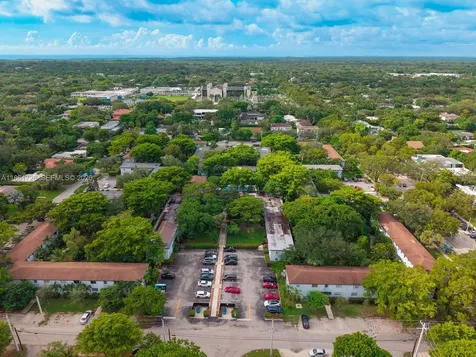 5640 SW 78th Street Miami FL 33143