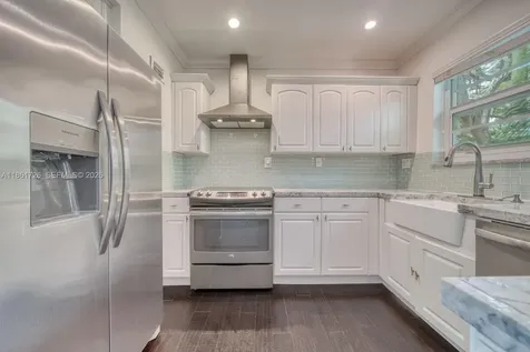 5640 SW 78th Street Miami FL 33143