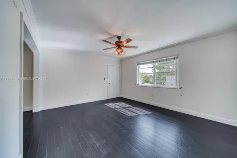 5640 SW 78th Street Miami FL 33143