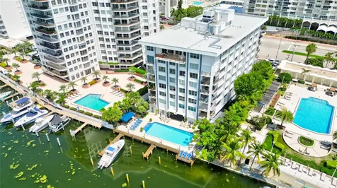 5640 Collins Avenue Miami Beach FL 33140