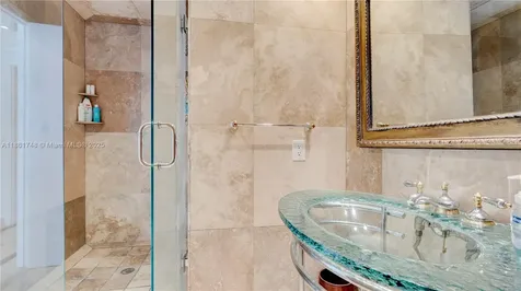 5640 Collins Avenue Miami Beach FL 33140
