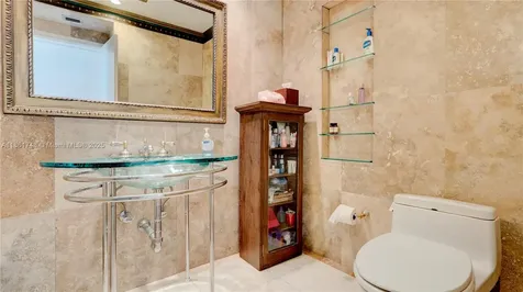 5640 Collins Avenue Miami Beach FL 33140
