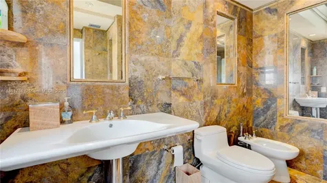 5640 Collins Avenue Miami Beach FL 33140