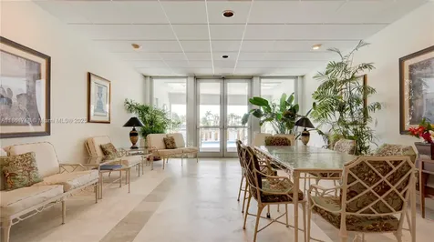 5640 Collins Avenue Miami Beach FL 33140