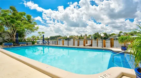 5640 Collins Avenue Miami Beach FL 33140
