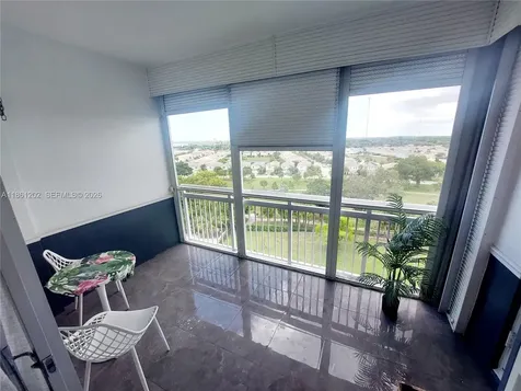 4400 Hillcrest Drive Hollywood FL 33021