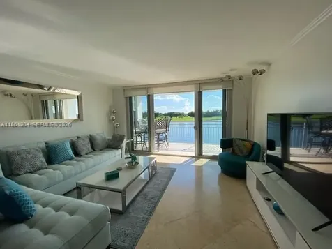 9250 W Bay Harbor Drive Bay Harbor Islands FL 33154