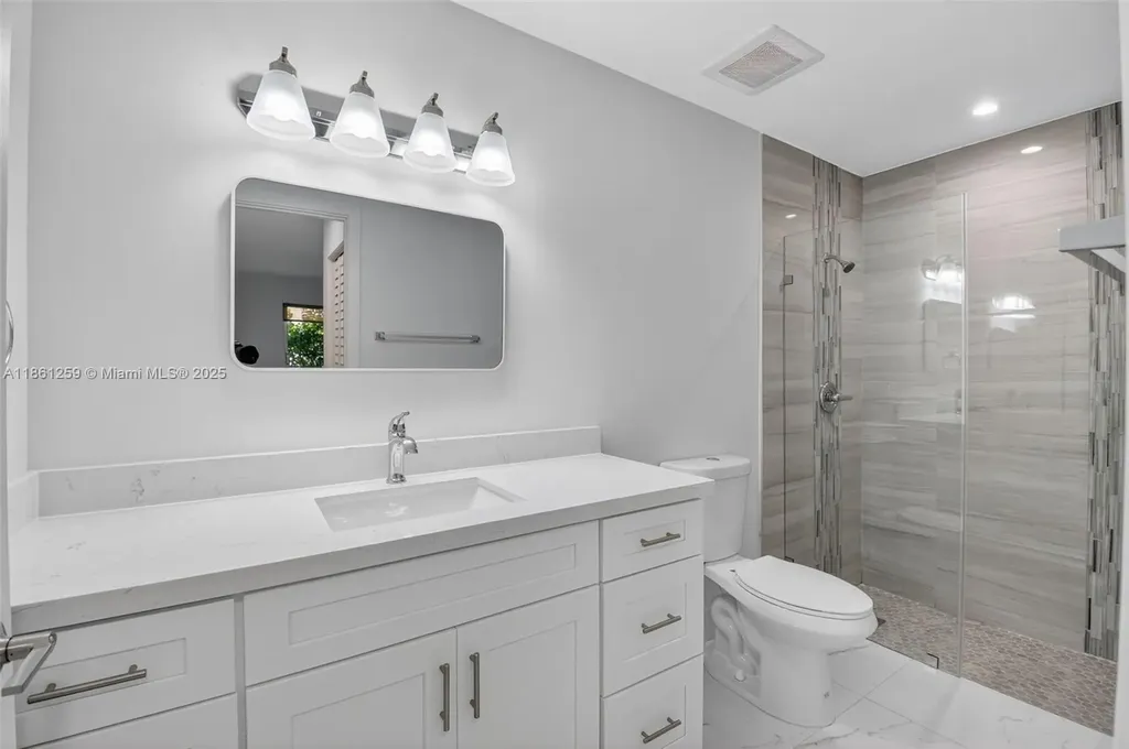 8840 Rheims Road Boca Raton FL 33496