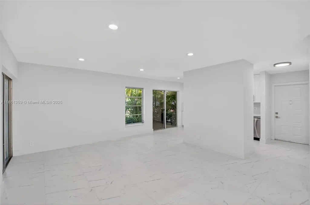 8840 Rheims Road Boca Raton FL 33496