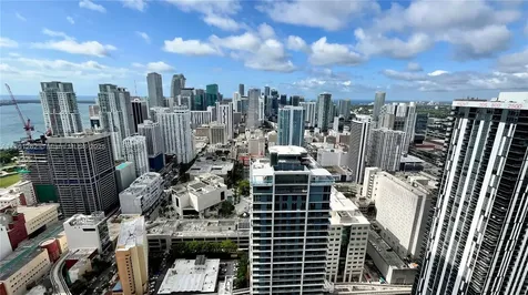 159 NE 6th Street Miami FL 33132
