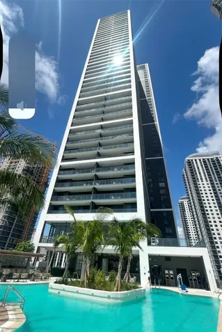 159 NE 6th Street Miami FL 33132