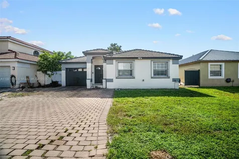 20110 NW 83rd Place Hialeah FL 33015