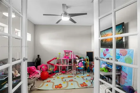 20110 NW 83rd Place Hialeah FL 33015