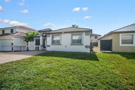 20110 NW 83rd Place Hialeah FL 33015