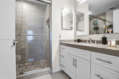 20110 NW 83rd Place Hialeah FL 33015