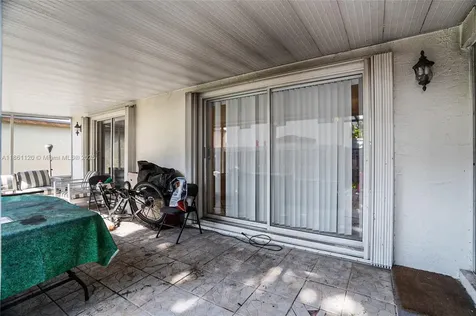 20110 NW 83rd Place Hialeah FL 33015