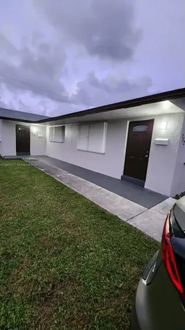 732 SW 6th Street Dania Beach FL 33004