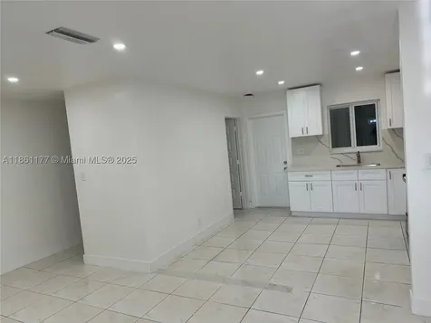 732 SW 6th Street Dania Beach FL 33004