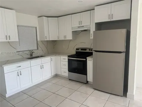732 SW 6th Street Dania Beach FL 33004