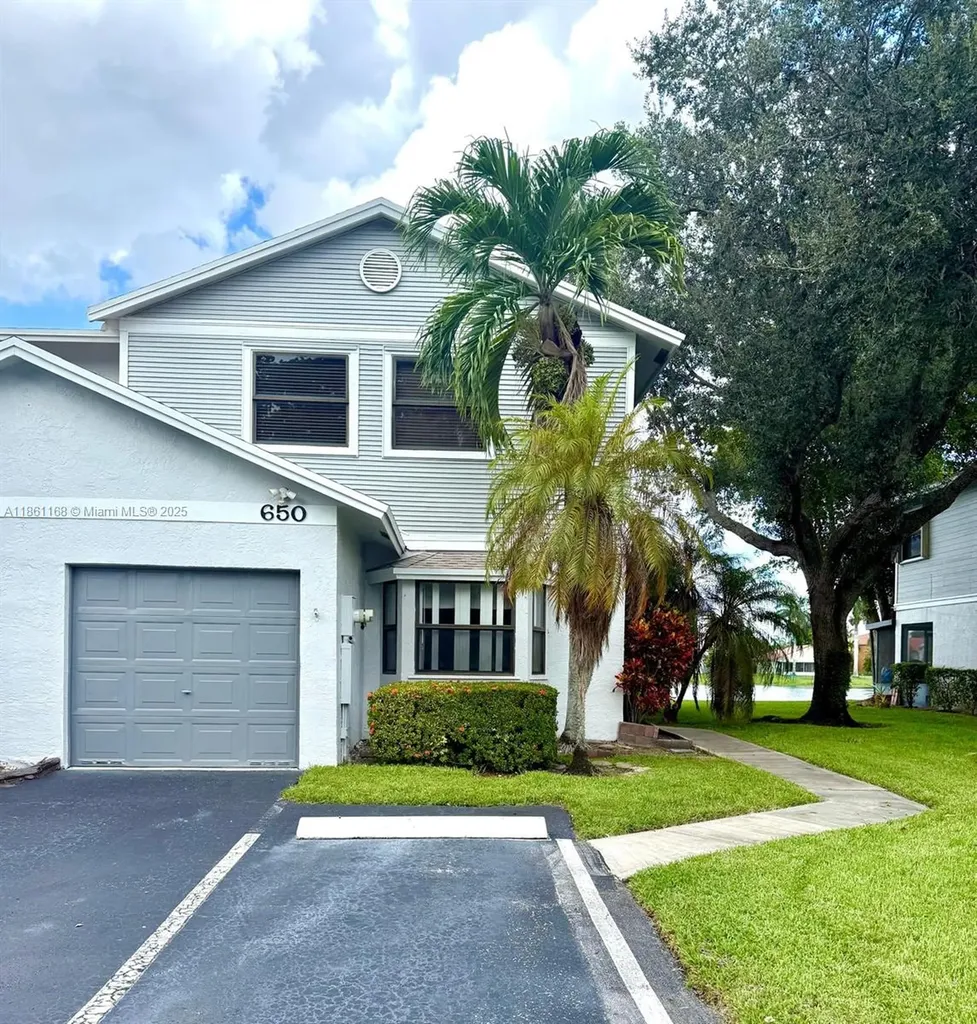 650 NW 106th Terrace Pembroke Pines FL 33026
