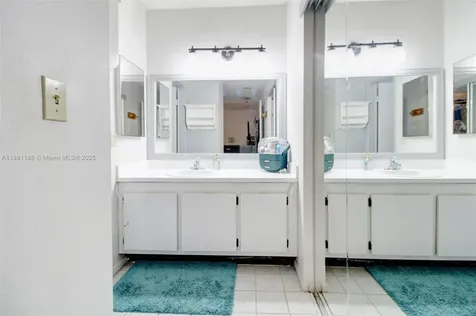 650 NW 106th Terrace Pembroke Pines FL 33026