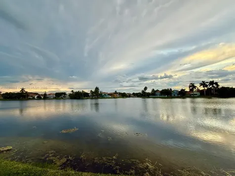 650 NW 106th Terrace Pembroke Pines FL 33026