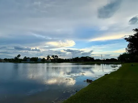 650 NW 106th Terrace Pembroke Pines FL 33026