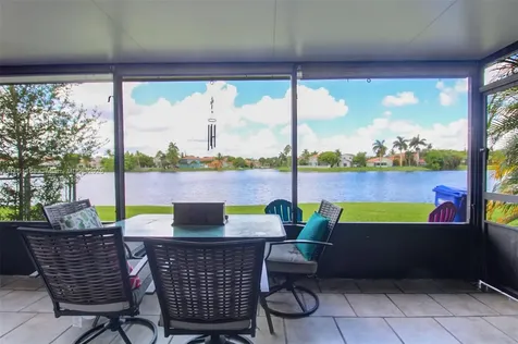 650 NW 106th Terrace Pembroke Pines FL 33026