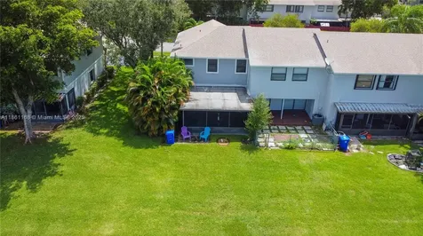 650 NW 106th Terrace Pembroke Pines FL 33026