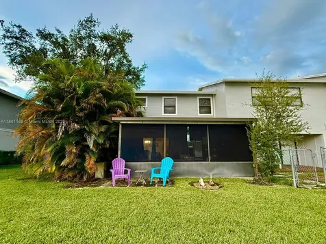 650 NW 106th Terrace Pembroke Pines FL 33026