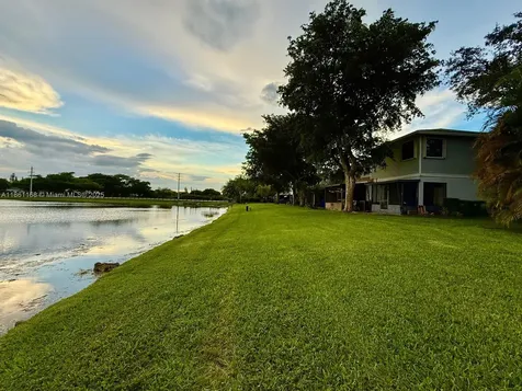 650 NW 106th Terrace Pembroke Pines FL 33026