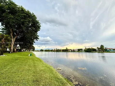 650 NW 106th Terrace Pembroke Pines FL 33026